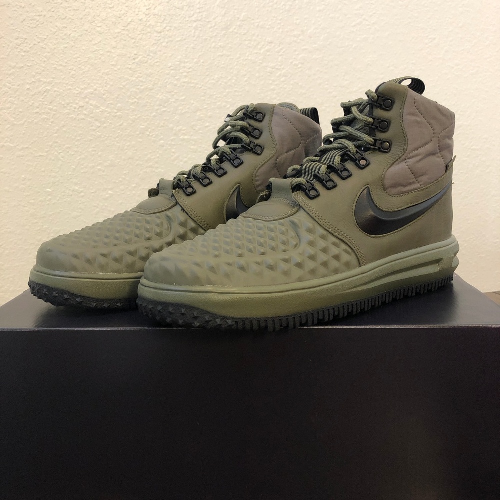 Nike Lunar Force 1